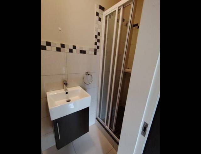 2 BEDROOM PROPERTY TO RENT IN UMHLANGA RIDGE